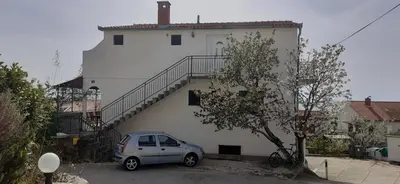 Zgrada u kojoj se nalazi apartman