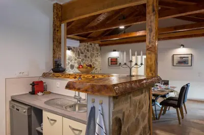 Kuhinja ili čajna kuhinja u objektu Villa Adamaris