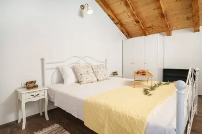 Krevet ili kreveti u jedinici u objektu MY DALMATIA - Authentic villa Malou with private swimming pool