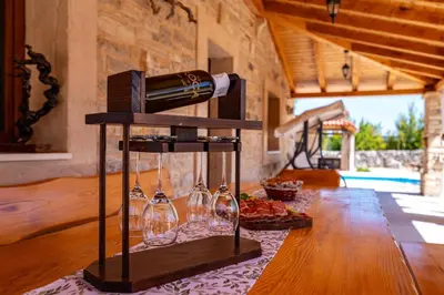 Bazen u objektu MY DALMATIA - Authentic villa Malou with private swimming pool ili u blizini