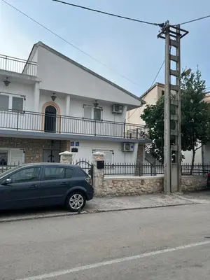 Zgrada u kojoj se nalazi apartman