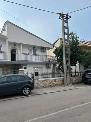 Zgrada u kojoj se nalazi apartman