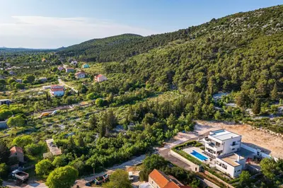 Priroda u blizini vila