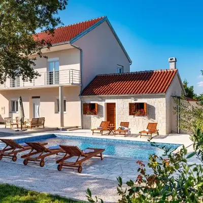 MY DALMATIA - Holiday home Zara with private swimming pool