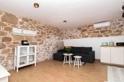 Kuhinja ili čajna kuhinja u objektu Luxury stone house Amfora
