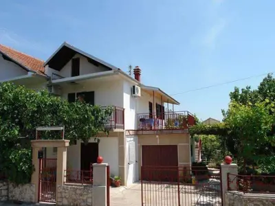 Zgrada u kojoj se nalazi apartman