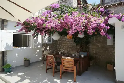 Balkon ili terasa u objektu A Cozy Home In the Heart of Old Murter, Croatia