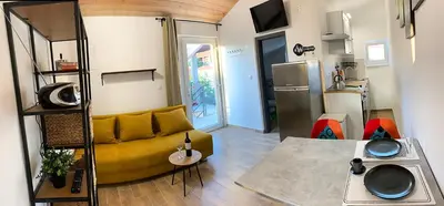 Kuhinja ili čajna kuhinja u objektu Apartmany Rogoznica