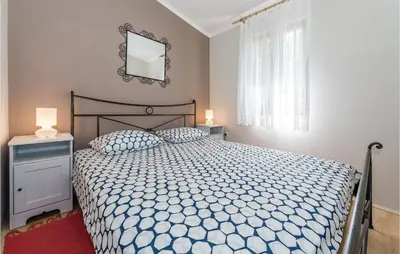 Krevet ili kreveti u jedinici u objektu Two-Bedroom Apartment In Grebastica