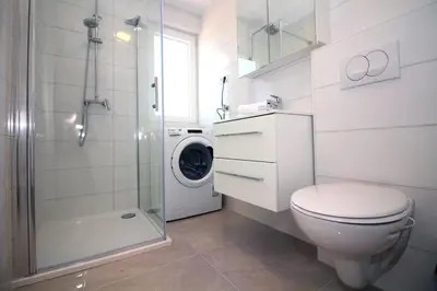 Kupaonica u objektu Apartments Ane 1 Tisno