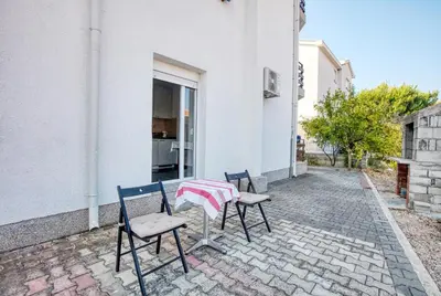 Zgrada u kojoj se nalazi apartman