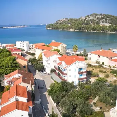 Apartments by the sea Zaboric