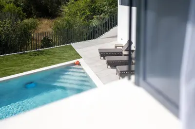Bazen u objektu Villa Isola ili u blizini