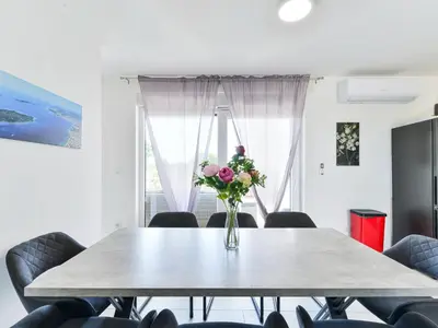 Tlocrt objekta Holiday Home Sunrise by Interhome