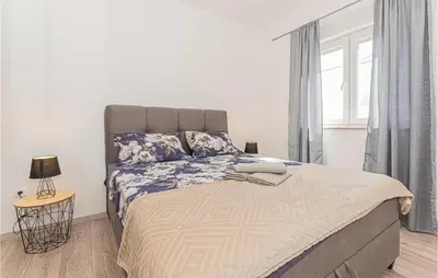 Krevet ili kreveti u jedinici u objektu 1 Bedroom Amazing Apartment In Vodice