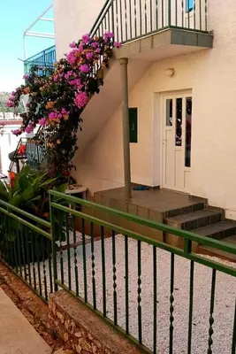 Balkon ili terasa u objektu Apartments with a parking space Rogoznica - 20671