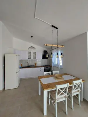Kuhinja ili čajna kuhinja u objektu Apartman Laura 2