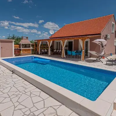 Nice Home In Kaocine - Miljevci