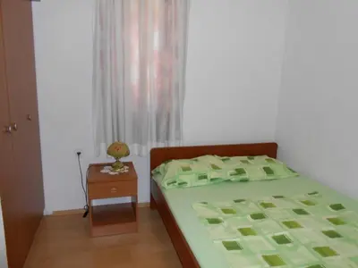 Krevet ili kreveti u jedinici u objektu Apartment in Razanj with sea view, terrace, air conditioning, WiFi 5150-2