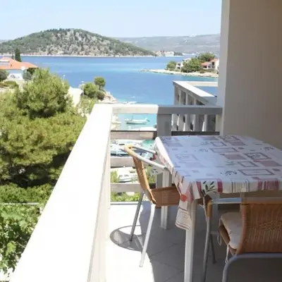 Apartment in Razanj with sea view