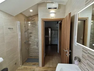 Kupaonica u objektu Apartment in Bilo with sea views, terrace, air conditioning, WiFi 5151-1