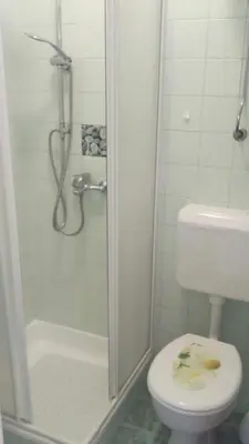 Kupaonica u objektu Apartment in Primosten with sea view, balcony, air conditioning, WiFi 5155-1