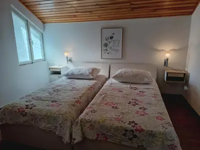 Krevet ili kreveti u jedinici u objektu Apartment in Primosten with sea view, terrace, air conditioning, WiFi 5155-2