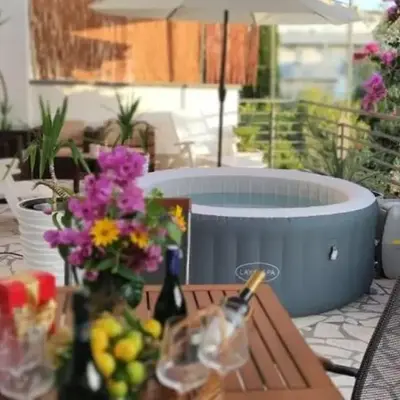 Apartment Jacuzzi Residence