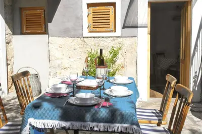 Tlocrt objekta Charming house in Jezera + Balcony