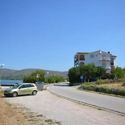 Apartments Zlatko