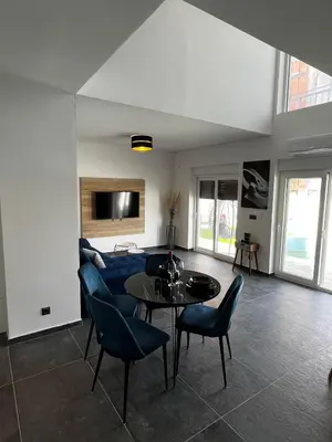 TV i/ili zabavni centar u objektu LuxVilla AURORA