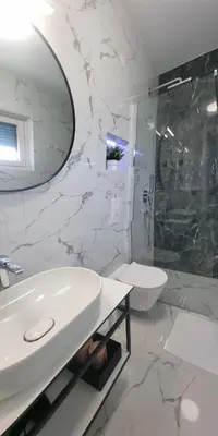 Kupaonica u objektu Vila Geminos II