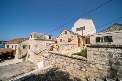 Zgrada u kojoj se nalazi apartman