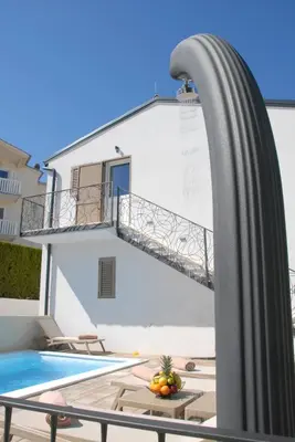 Bazen u objektu Villa Nonna ili u blizini