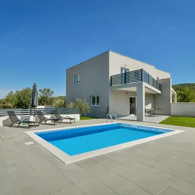 Holiday Home Gušt by Interhome