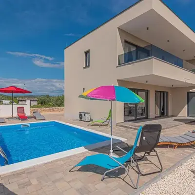 Amazing Home In Jadrija
