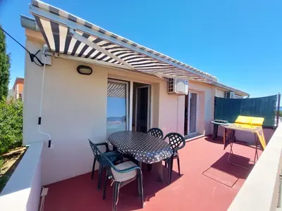 Balkon ili terasa u objektu Apartmani Toni Vodice