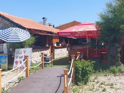 Zgrada u kojoj se nalazi apartman
