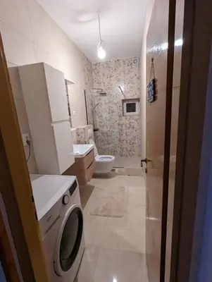 Kupaonica u objektu Two bedrooms apartment 50m from the beach